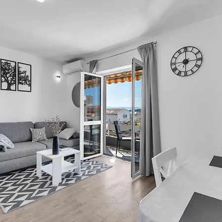 Mediterranean Living Makarská Exteriér fotografie