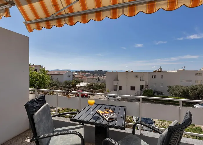 Mediterranean Living